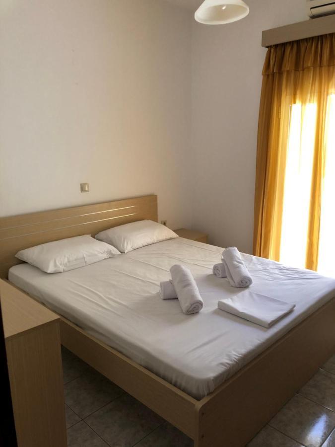 Blue Sky Apartments Makrýgialos 외부 사진